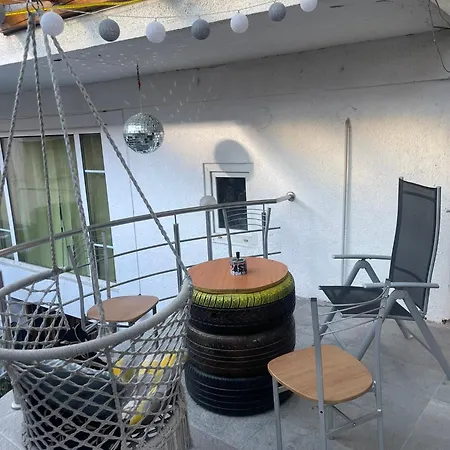 Cucu Bed & Breakfast