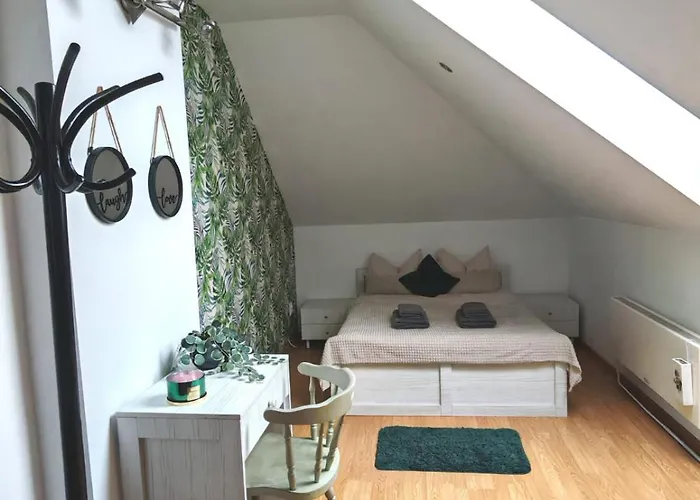 Bed & Breakfast Cucu 3*